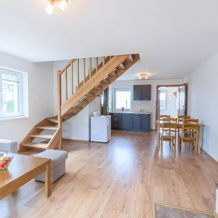 Apartamento Ráztoky