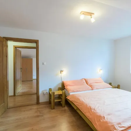 Apartment Raztoky *